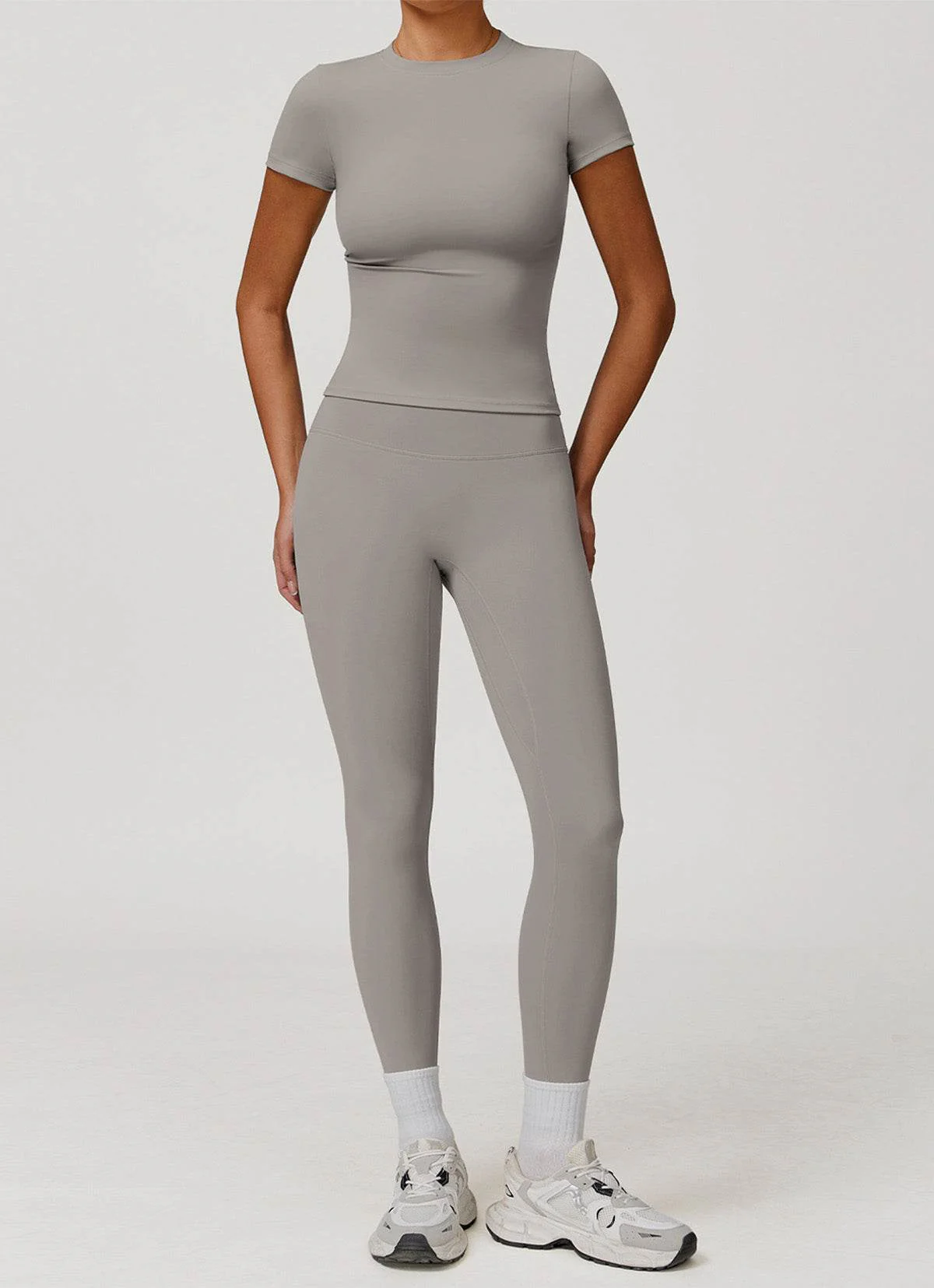 Sports Wear with Short Sleeve T-Shirt and Leggings - Artadvier