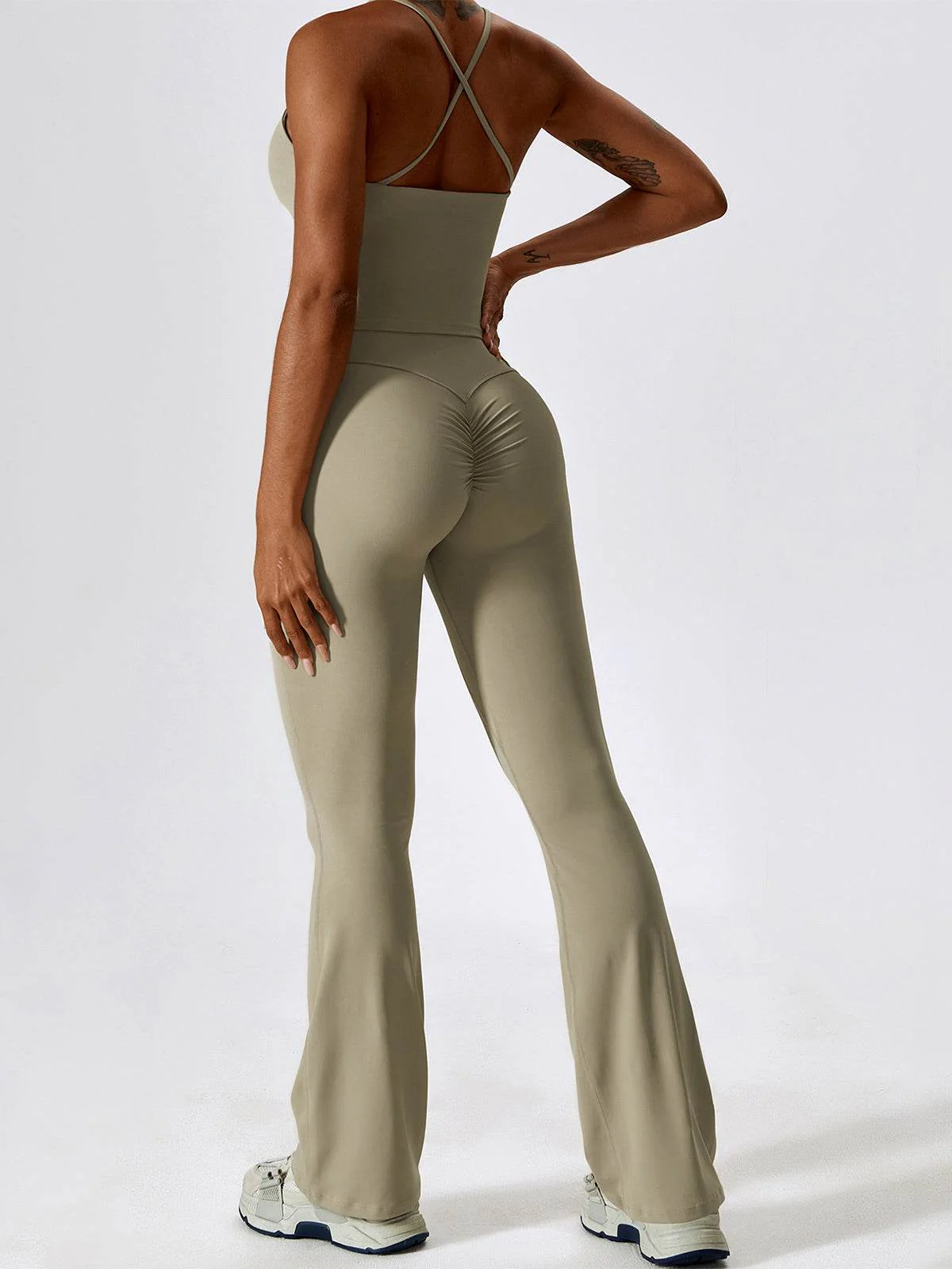 Sport Set with Crossover Strap Tank Top and Flared Pant - Artadvier