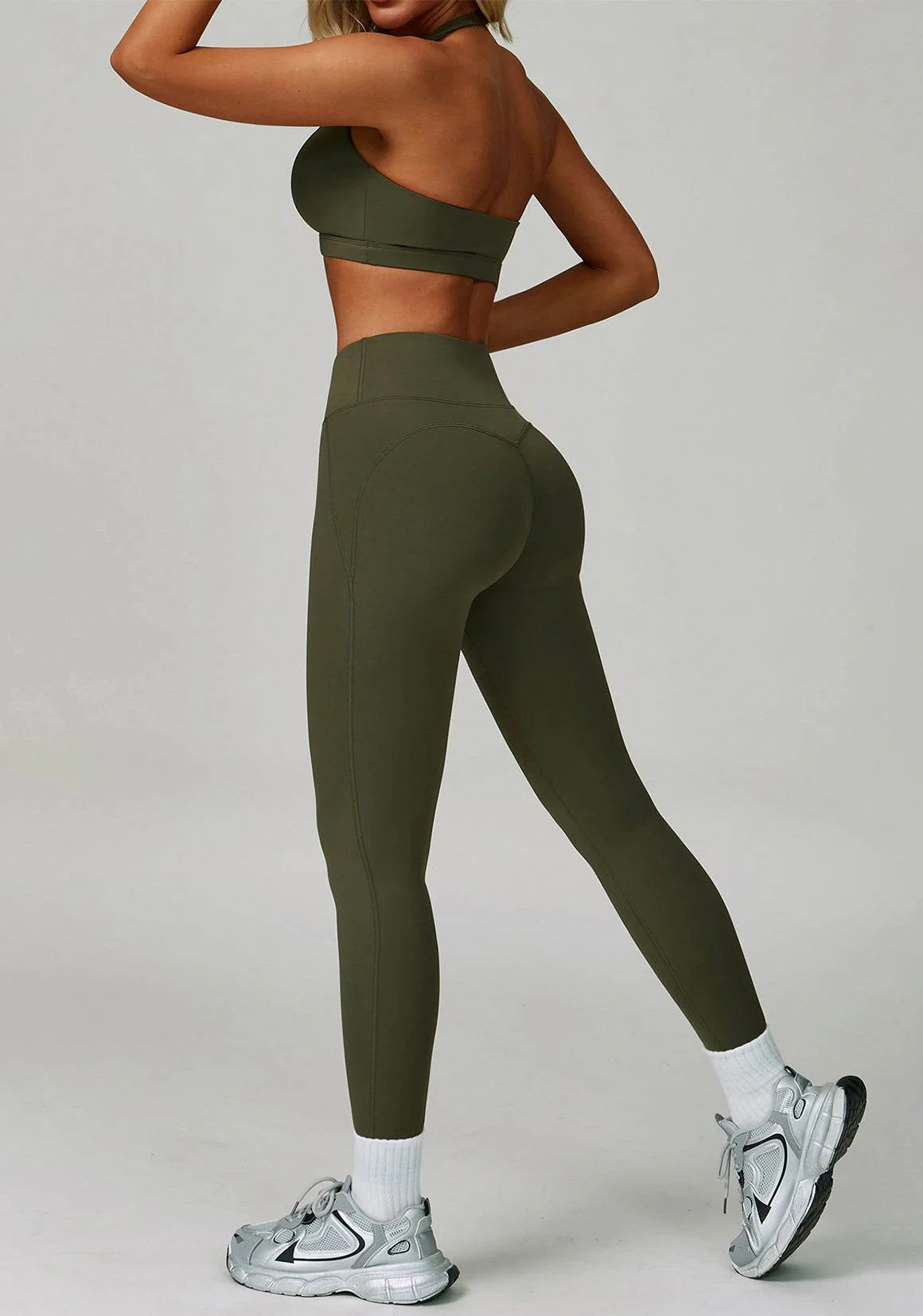 Activewear Set with Halter Sports Bra and Legging - Artadvier